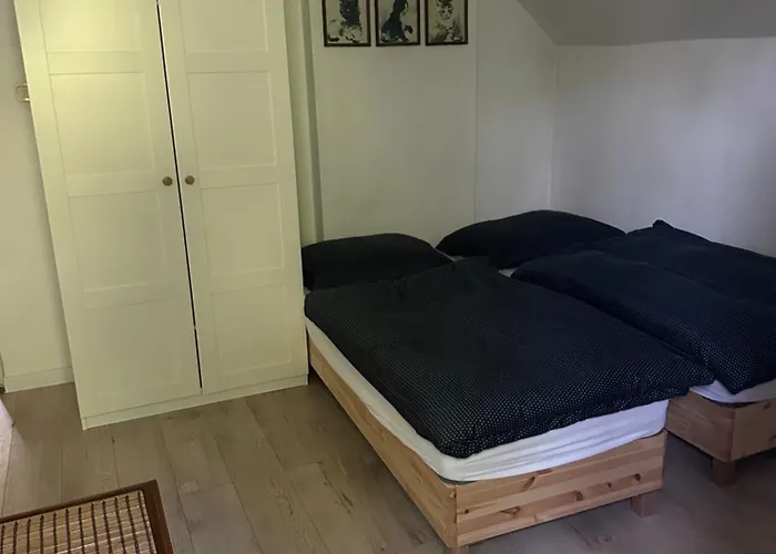 بيت للعطل Dom Pod Lasem