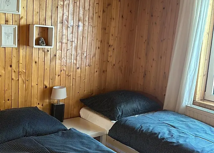 Dom Pod Lasem * كوربييلوف